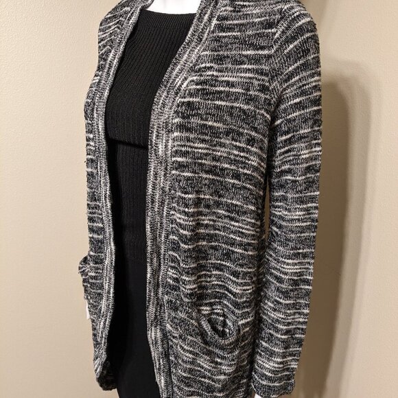 Splendid Black and White Long Cardigan - Picture 2 of 4
